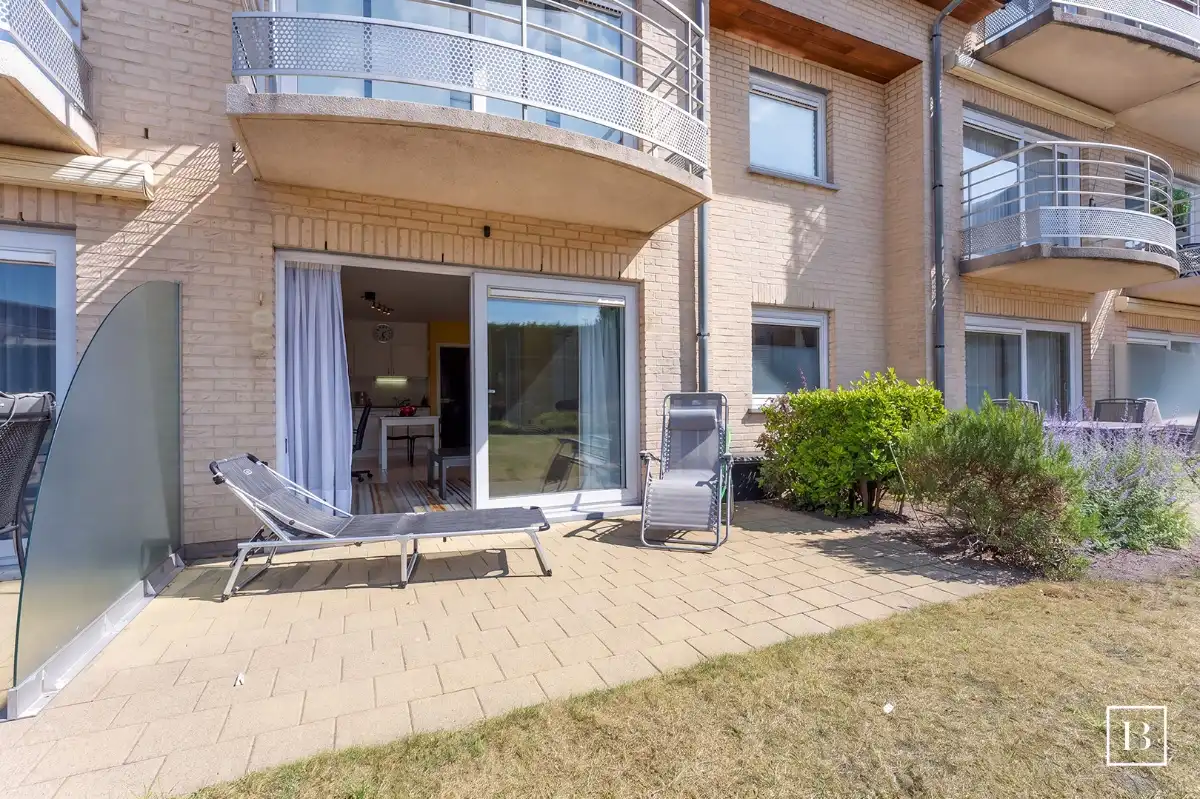 Instapklaar vakantieappartement met slaapkamer en slaaphoek foto 2