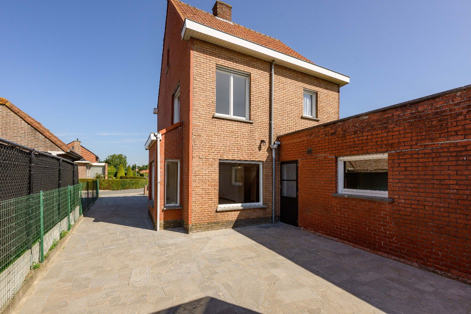 CHARMANTE ALLEENSTAANDE WONING MET 3 SLPKS | GARAGE & TUIN  foto 19