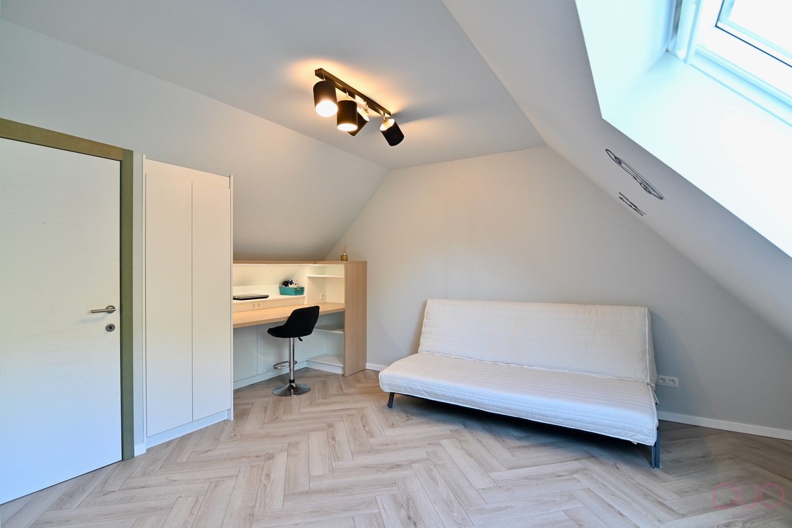 Moderne instapklare gezinswoning van 2021 met 4 slaapkamers in Sint-Truiden foto 18
