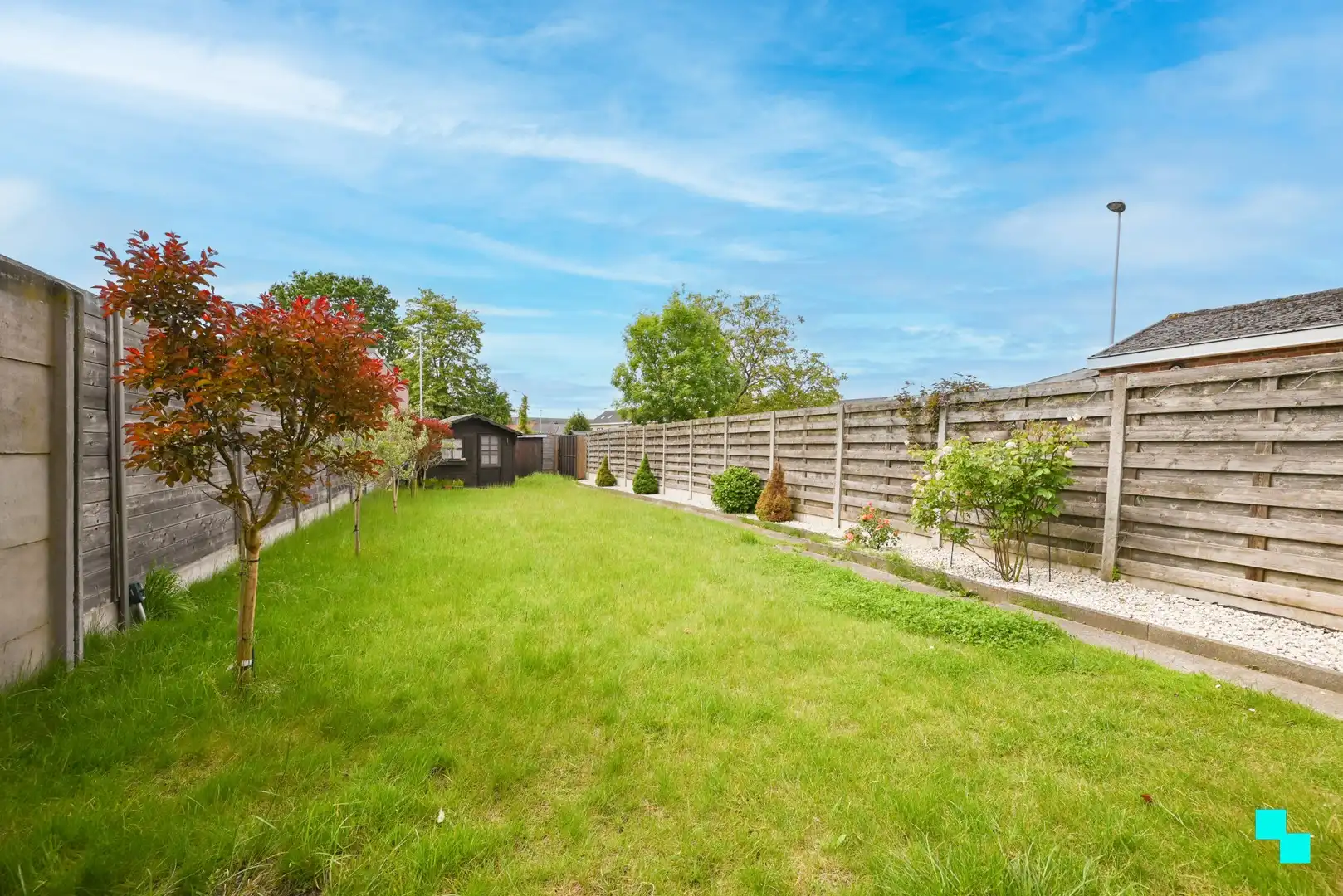 Instapklare, gerenoveerde woning met achteruitgang te Izegem foto 15
