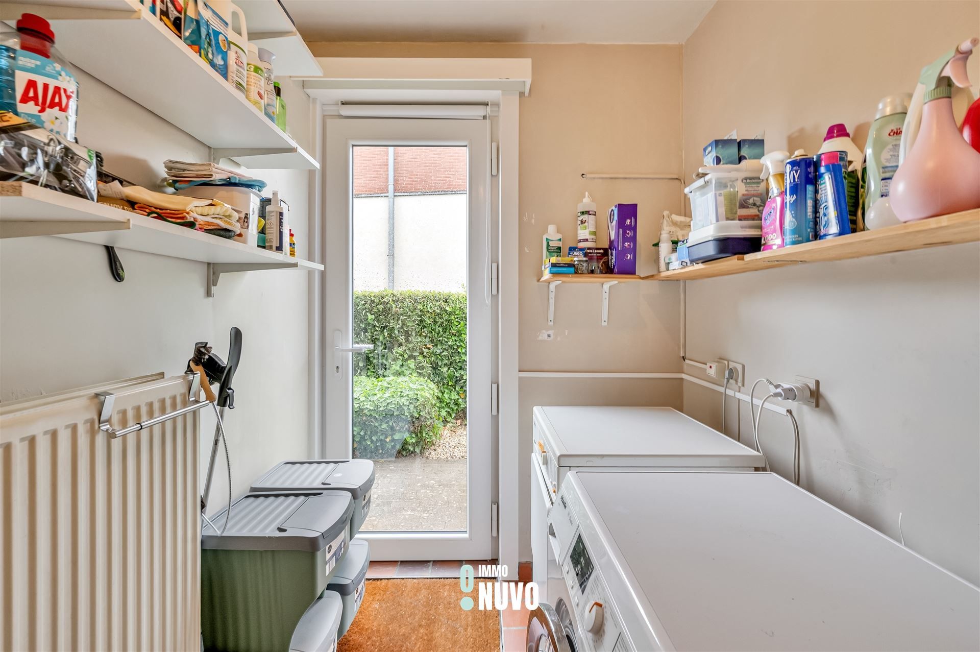 Instapklare open bebouwing met 4 slpks, tuin en garage foto 6