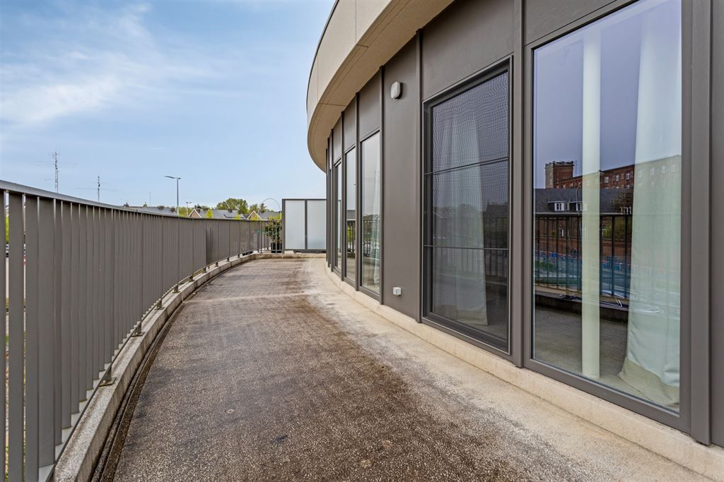 Recent 1-slaapkamer appartement met groot terras foto 20