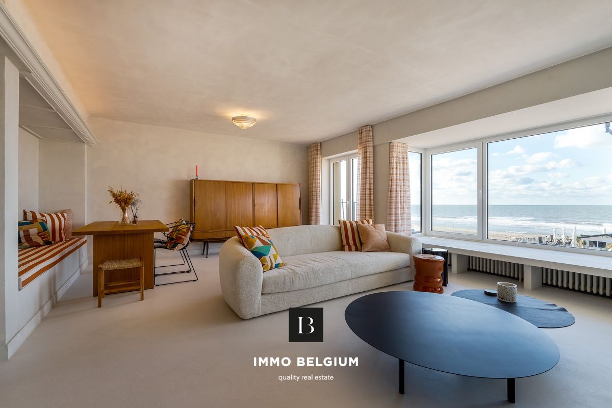 Ruim en luxueus afgewerkt appartement aan de zeedijk, met panoramisch zeezicht foto 8