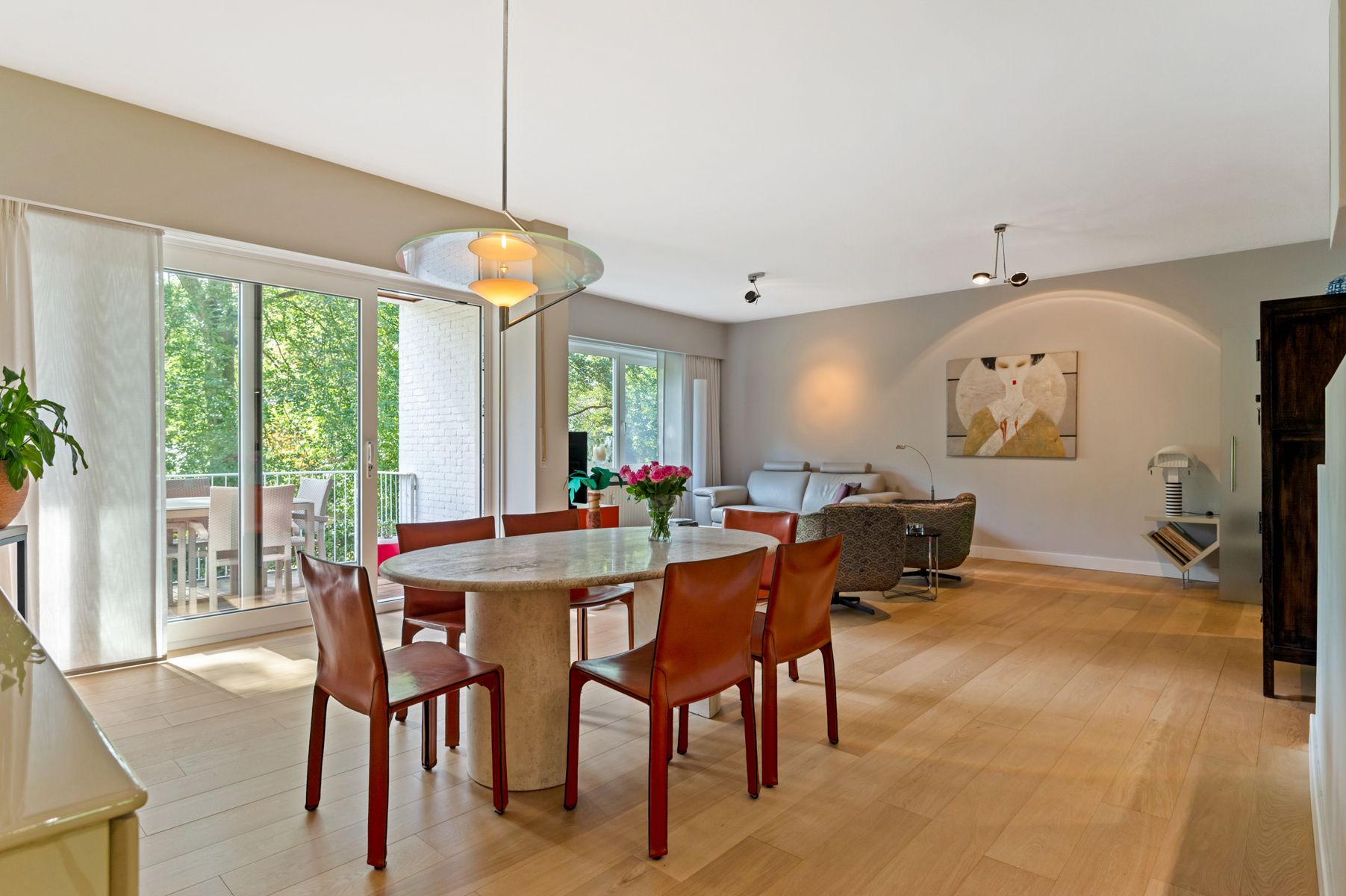 Wonen in het groen: luxueus app. met terrassen & garage foto 2