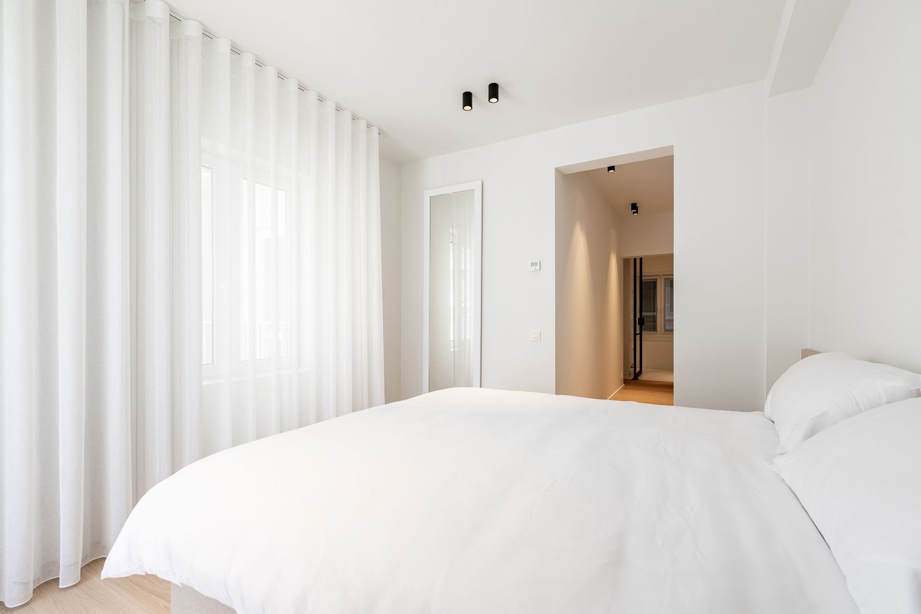Luxueus gerenoveerd en lichtrijk appartement - Zoute foto 14