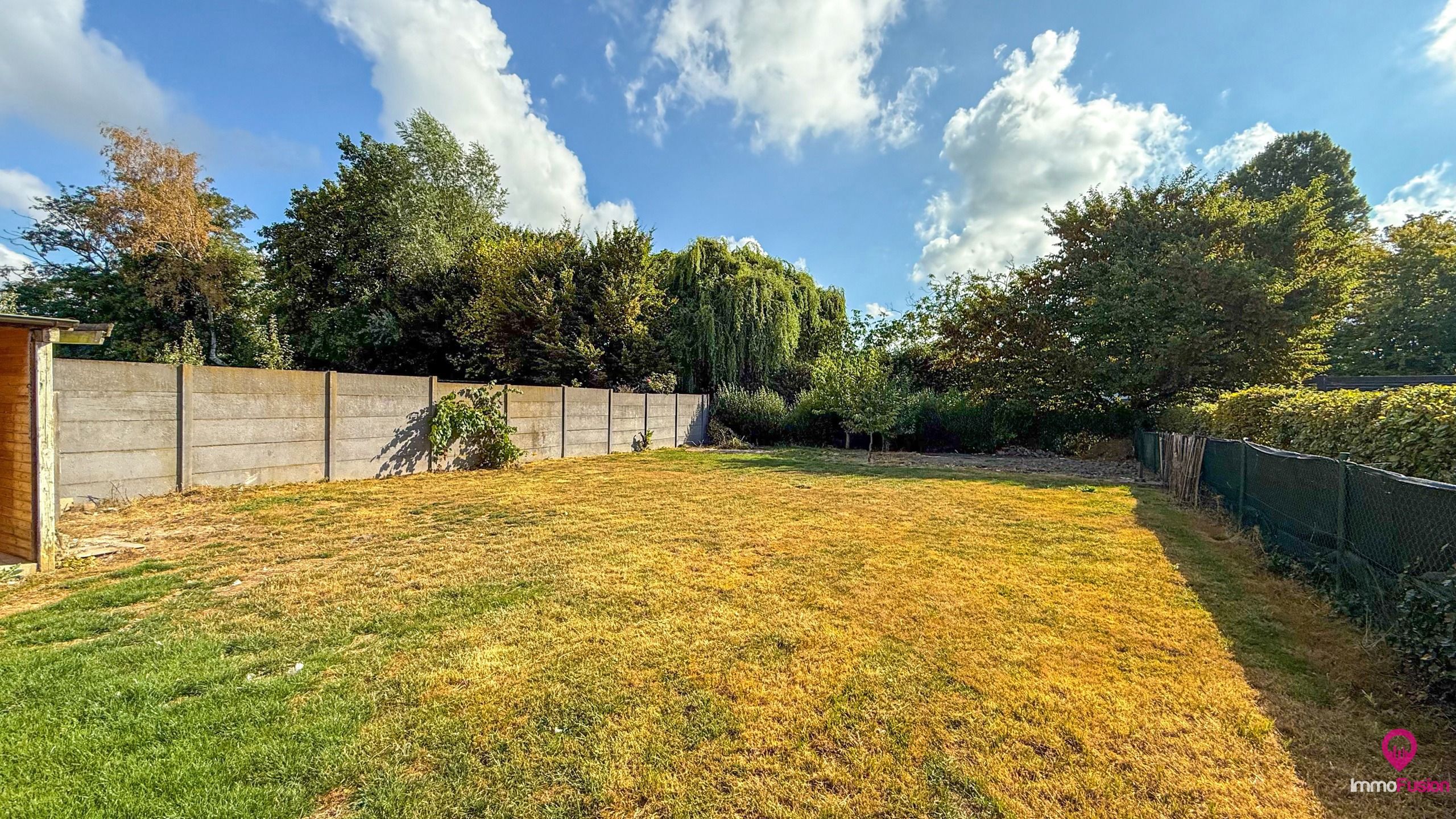 Te renoveren woning met grote tuin in doodlopende straat! foto 34