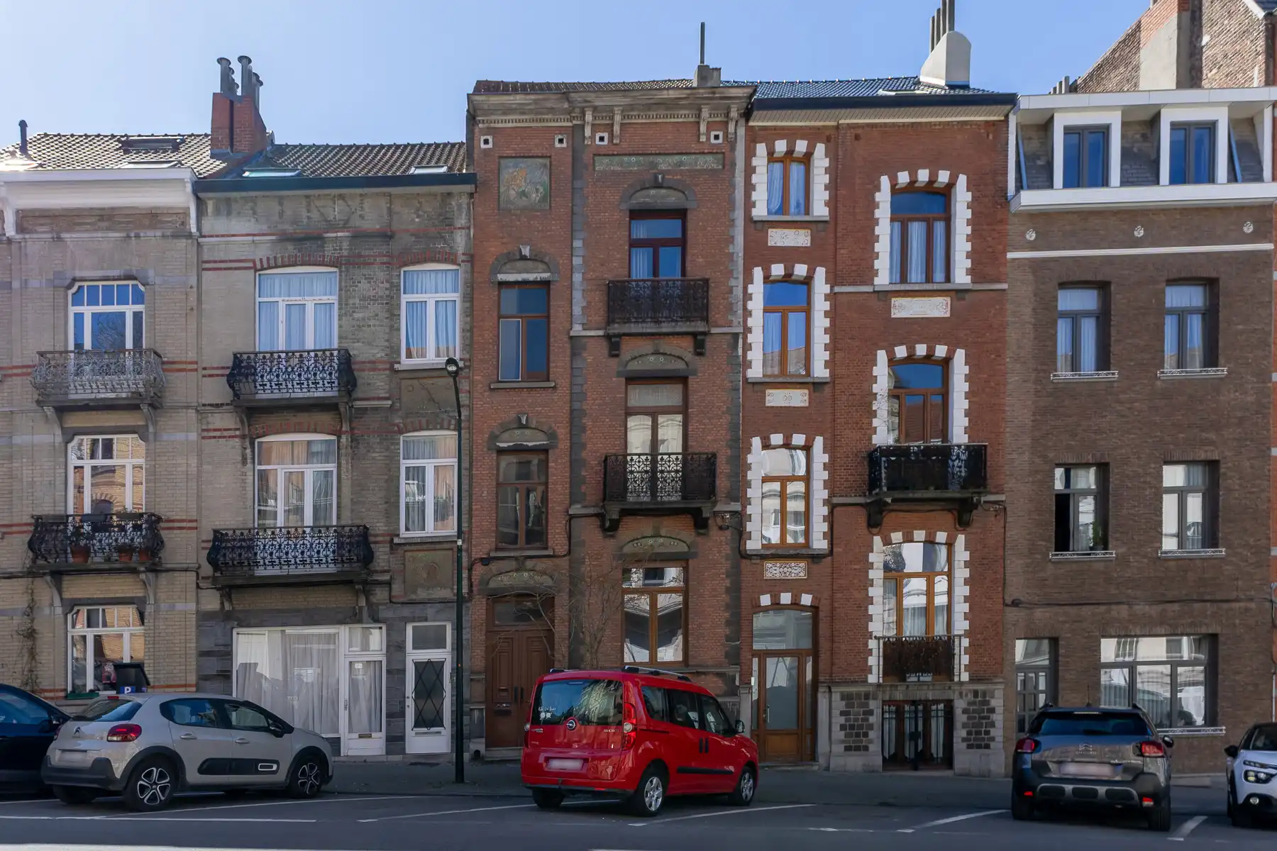 Maison unifamilale avec 5 chambres foto 4