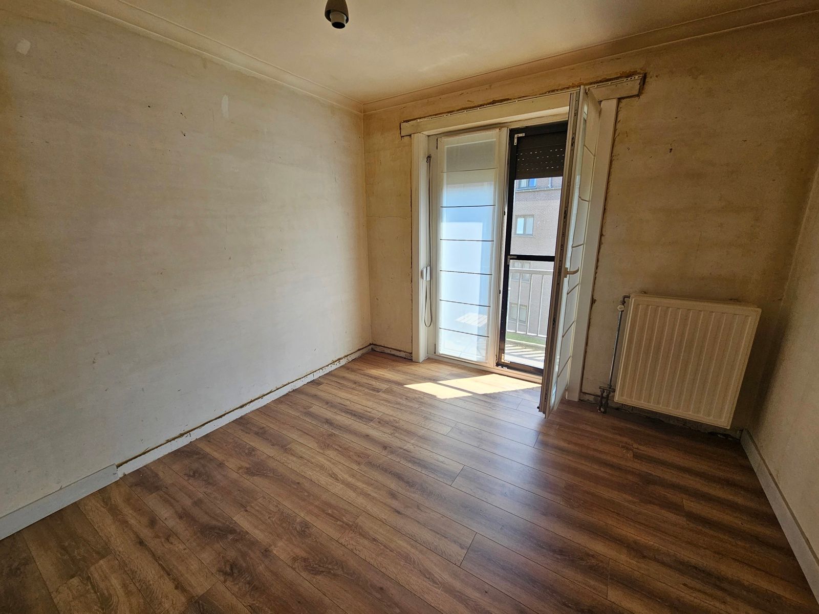 Centraal gelegen appartement met 2 slaapkamers ! foto 12