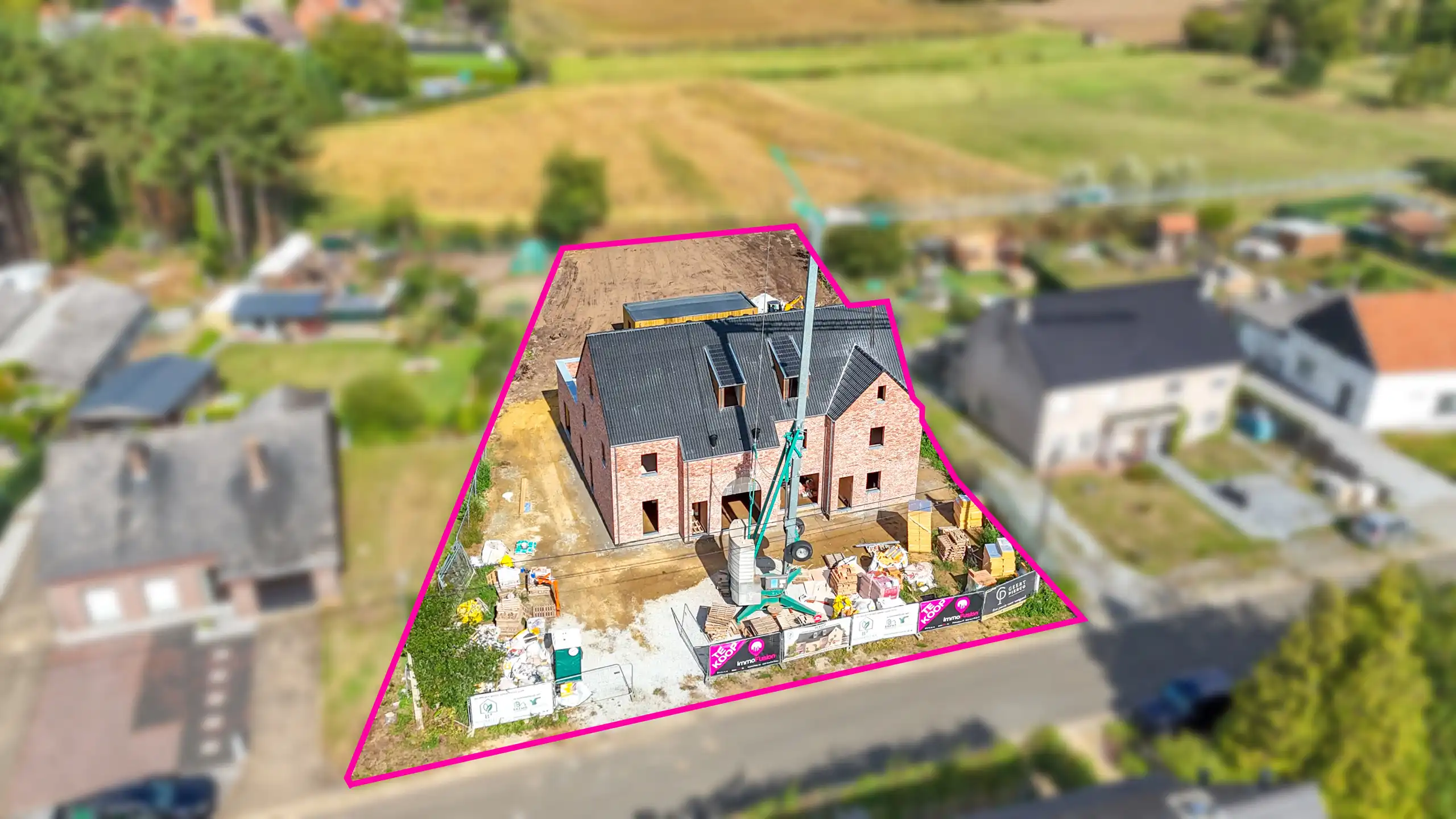 Zeer ruim (146m²!) duplex app.met 2-slpks,garage en terras! foto 15