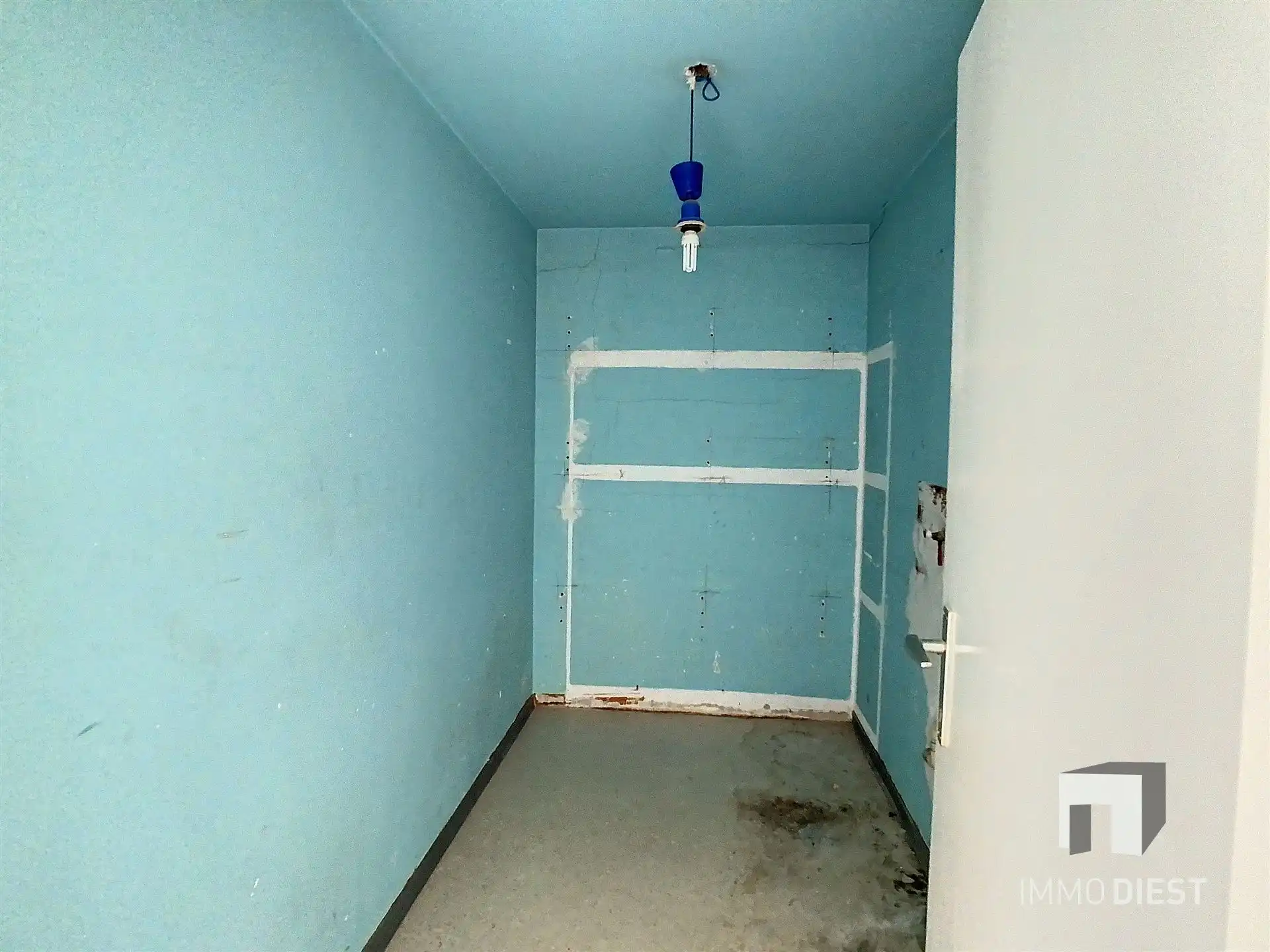 2 handelspanden en 2 appartementen van 3.120m2 met ruime parking op verbindingsweg foto 55