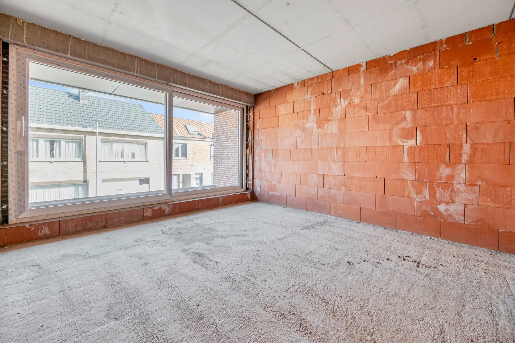 Ruime nieuwbouwwoning foto 17