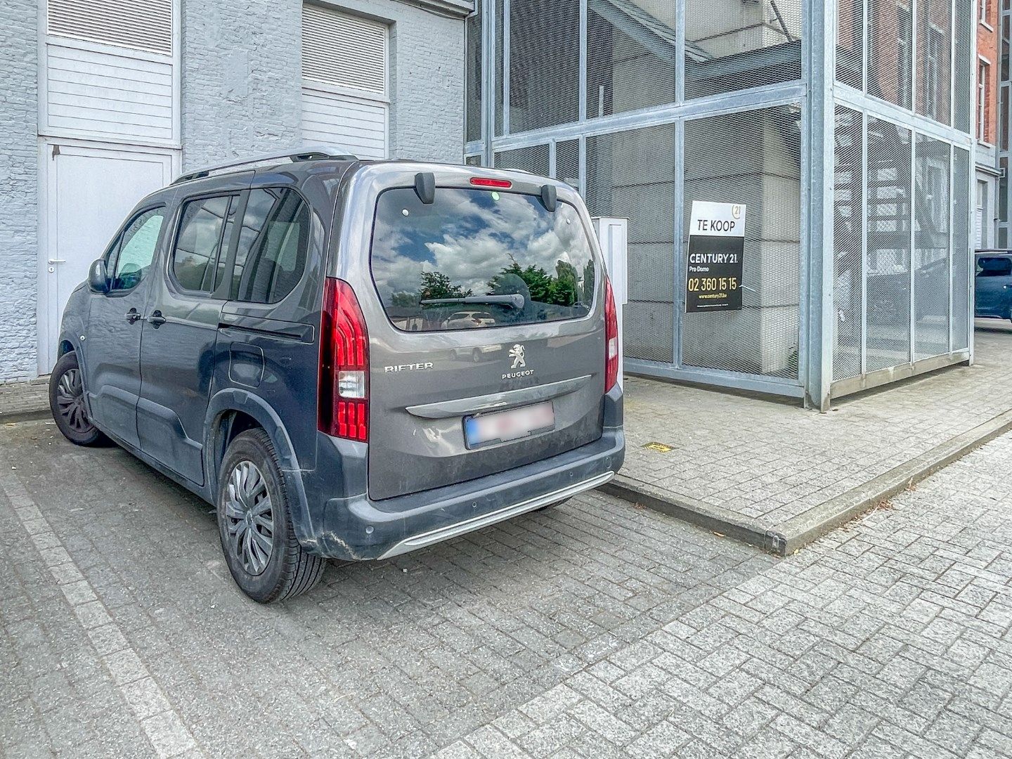RUIME PENTHOUSELOFT MET 2 TERRASSEN + PARKING ! foto 26