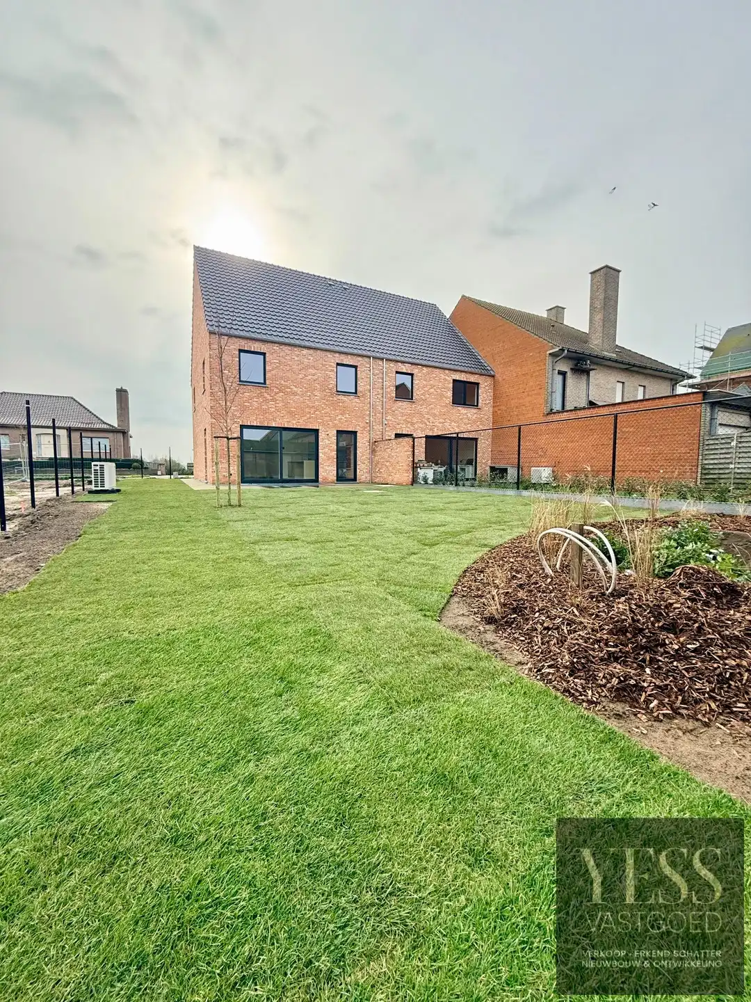 OPENDEURDAG 14/3 & 15/3 - Instapklare Nieuwbouw woning! foto 24