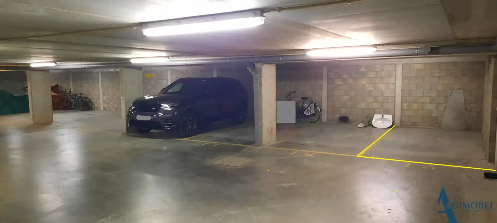 Autostaanplaats op niveau -1 op de Parmentierlaan - 50m van de Zeedijk. foto 4