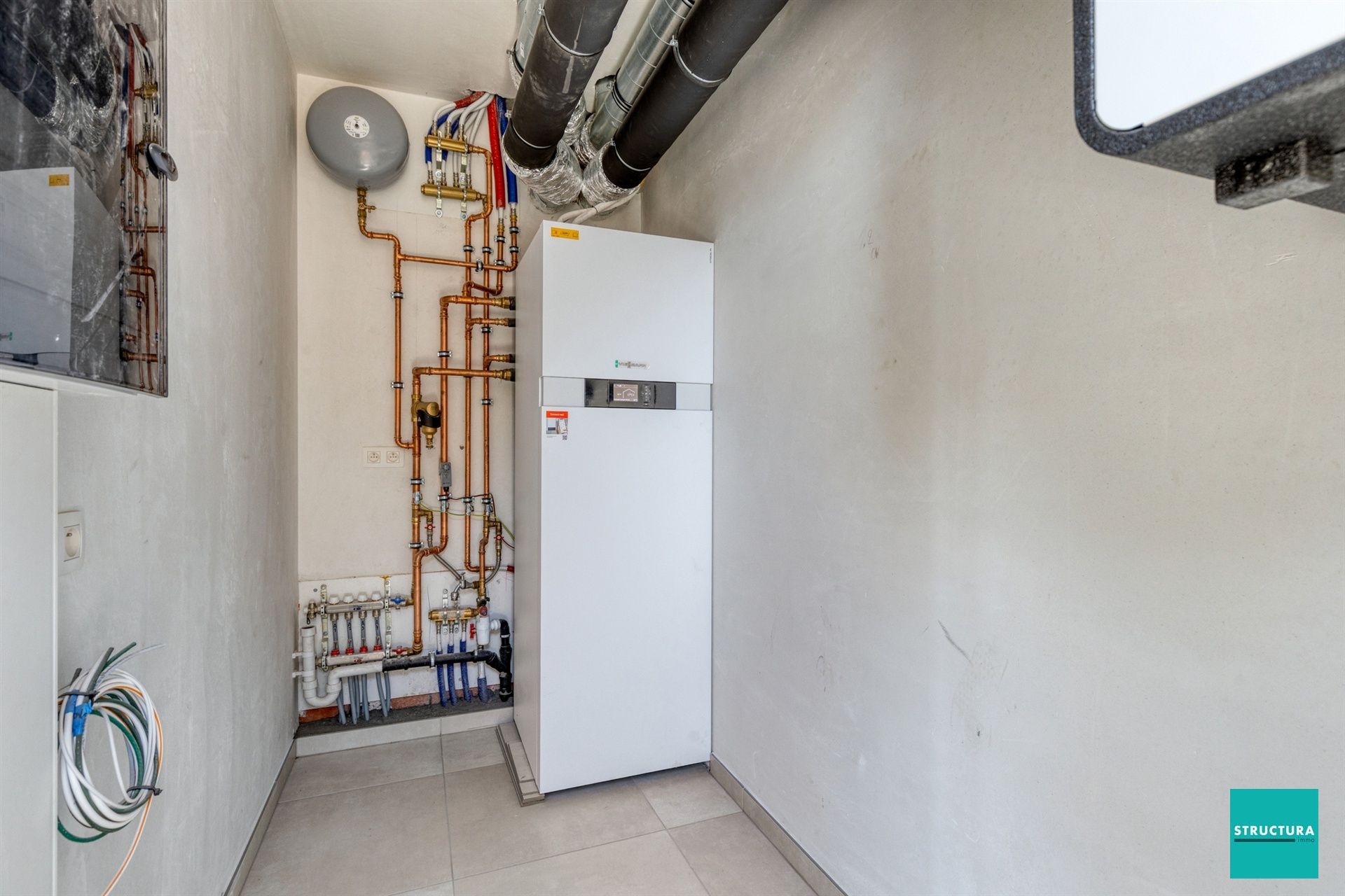 Nieuwbouwappartement met 2 kamers en 2 terrassen foto 15