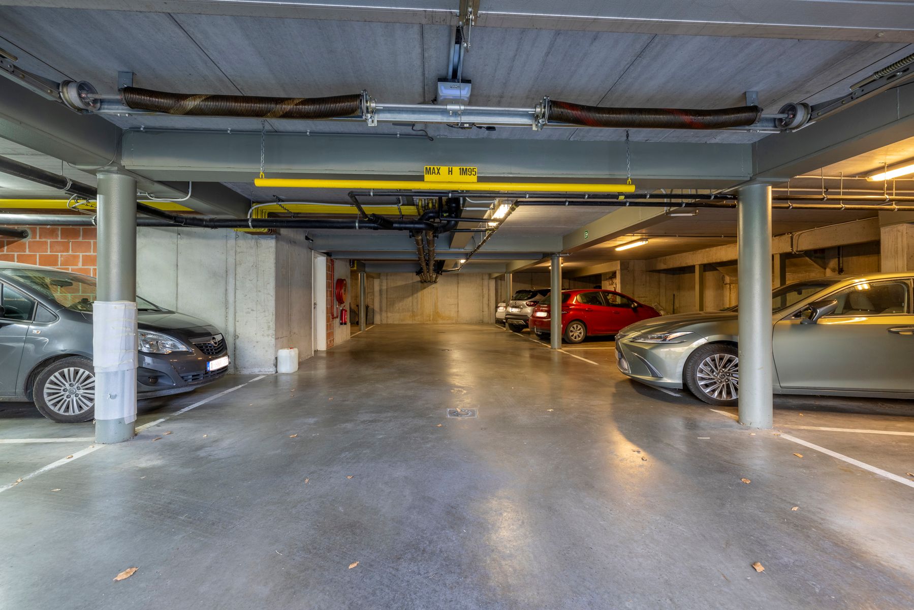 Penthouse met 2 slaapkamers, autostaanplaats en 2 terrassen foto 14