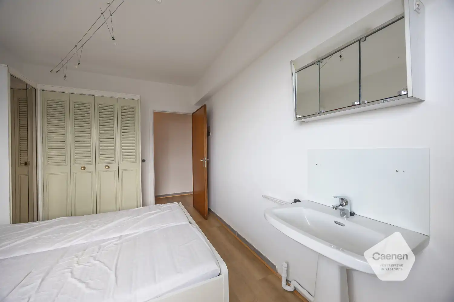 Twee slaapkamer appartement met prachtig zicht! foto 19