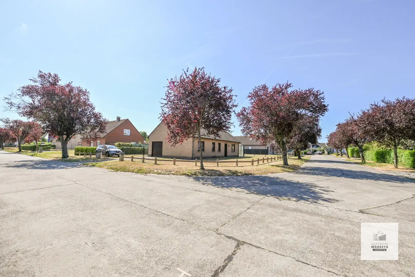 Rustig gelegen woning op mooi perceel van 883m2 te Bellem foto 2