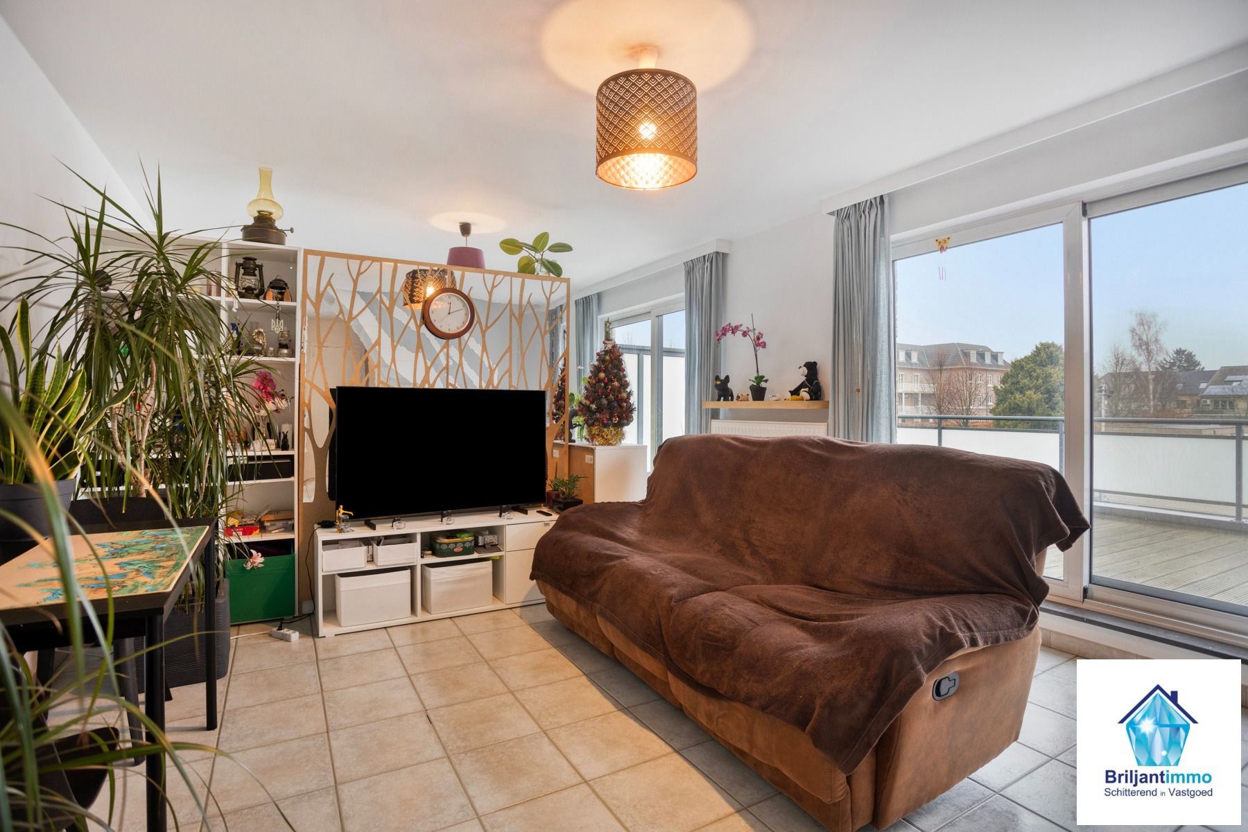 Licht, ruimte en rust in dit duplexapp met 2 slp en terras! foto 2