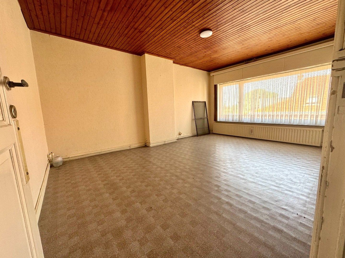 TE RENOVEREN WONING MET 3 SLPKS EN ZONNETERRAS foto 11