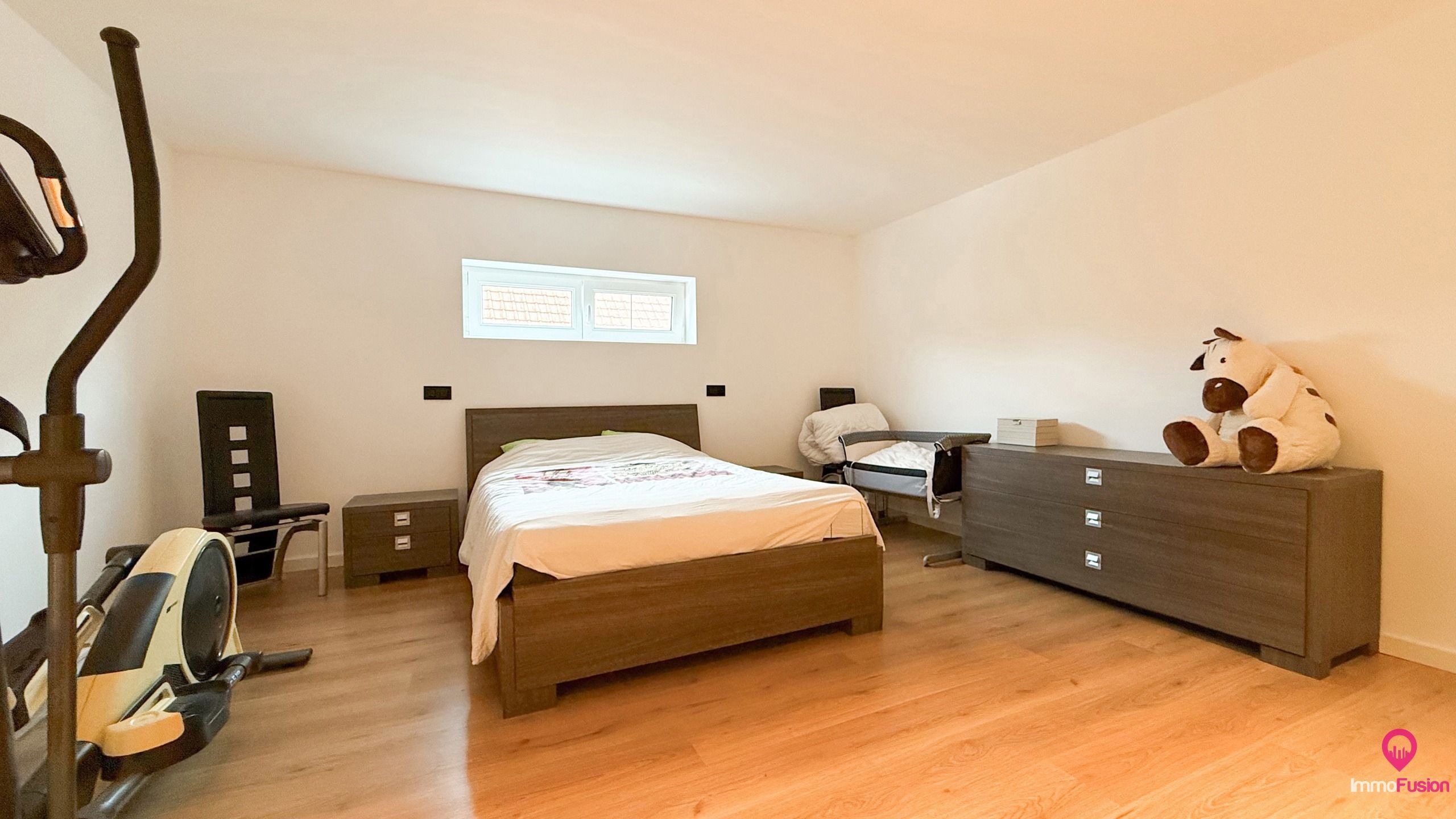 Gerenoveerde woning met veel ruimte en 6 slaapkamers! foto 31