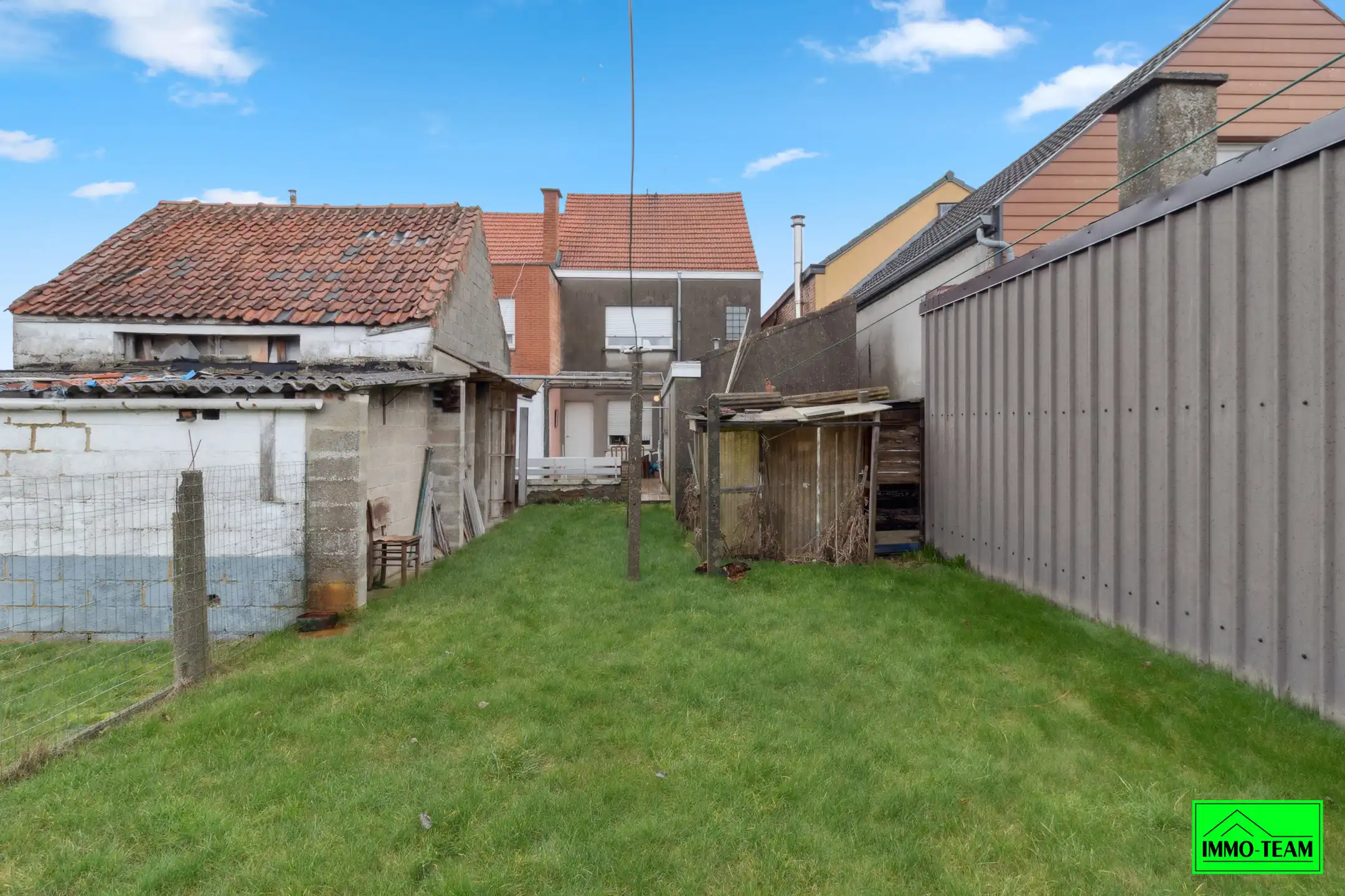 Te renoveren 2-gevelwoning met tuin  foto 26