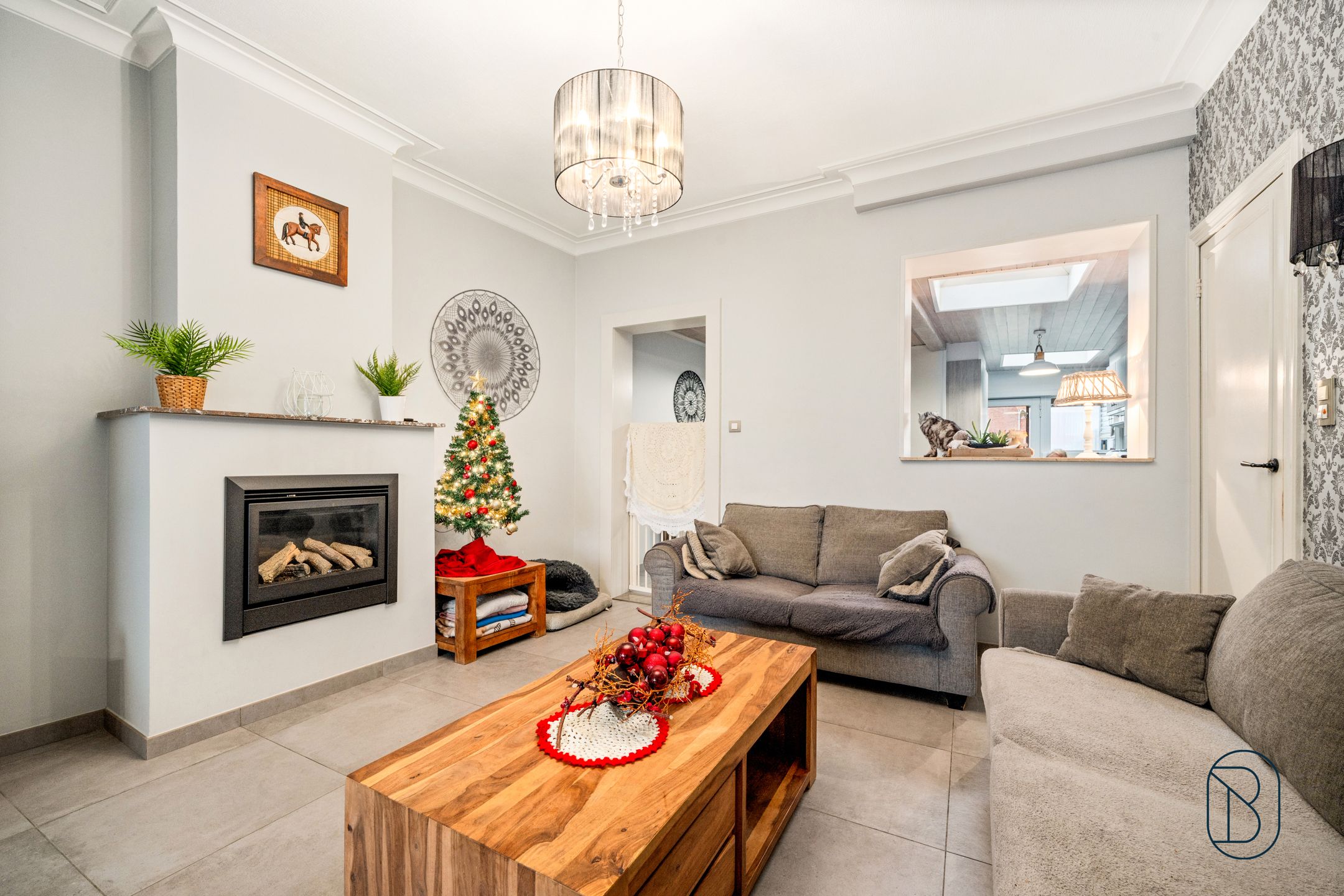 Instapklare woning met 3 slk, tuin, en uitweg met garage foto 5