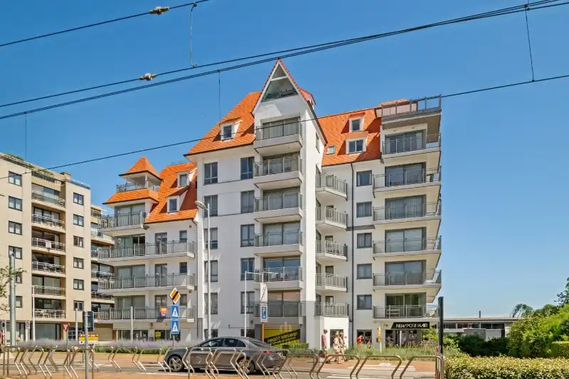 Centraal gelegen hoekappartement met zonnig terras en open zichten foto 22