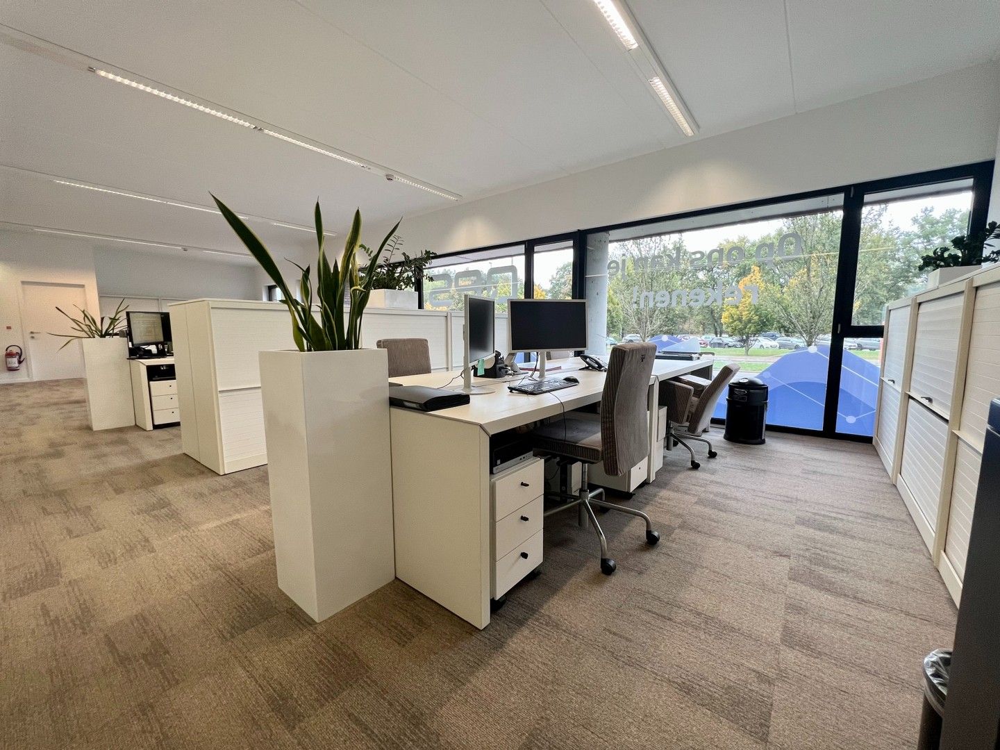 Moderne kantoorruimte op AAA-locatie met uitstekende zichtbaarheid foto 11