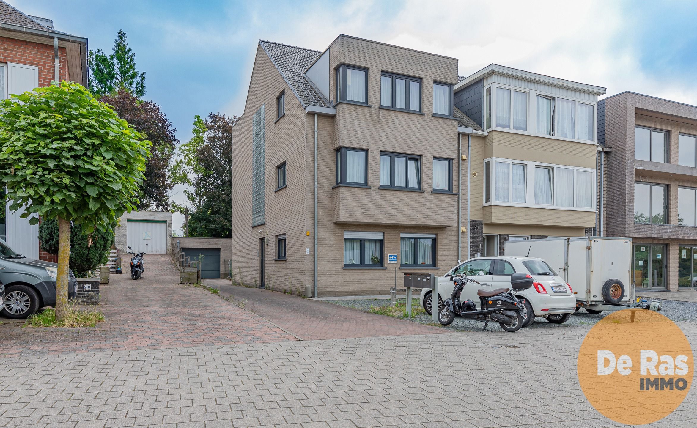 WETTEREN - Appartement nabij station met 2 slaapkamers foto 2