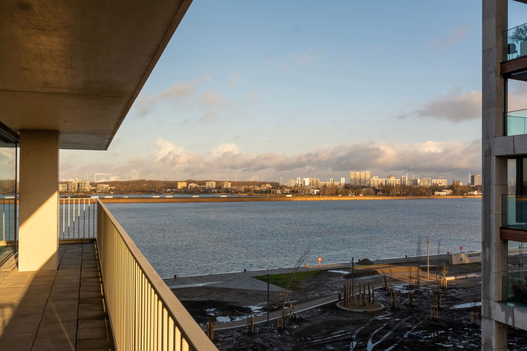 Prachtig 1 kamer appartement met zicht op de Schelde foto {{pictureIndex}}