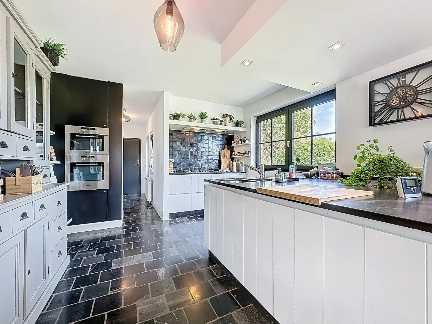 Ruim en modern wonen temidden van de polders foto 16