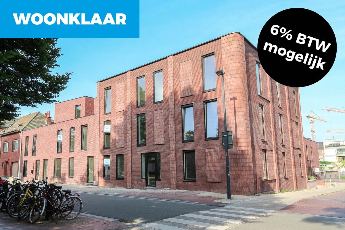 Hectaar bouwt 6 moderne appartementen nabij centrum Kortrijk foto {{pictureIndex}}