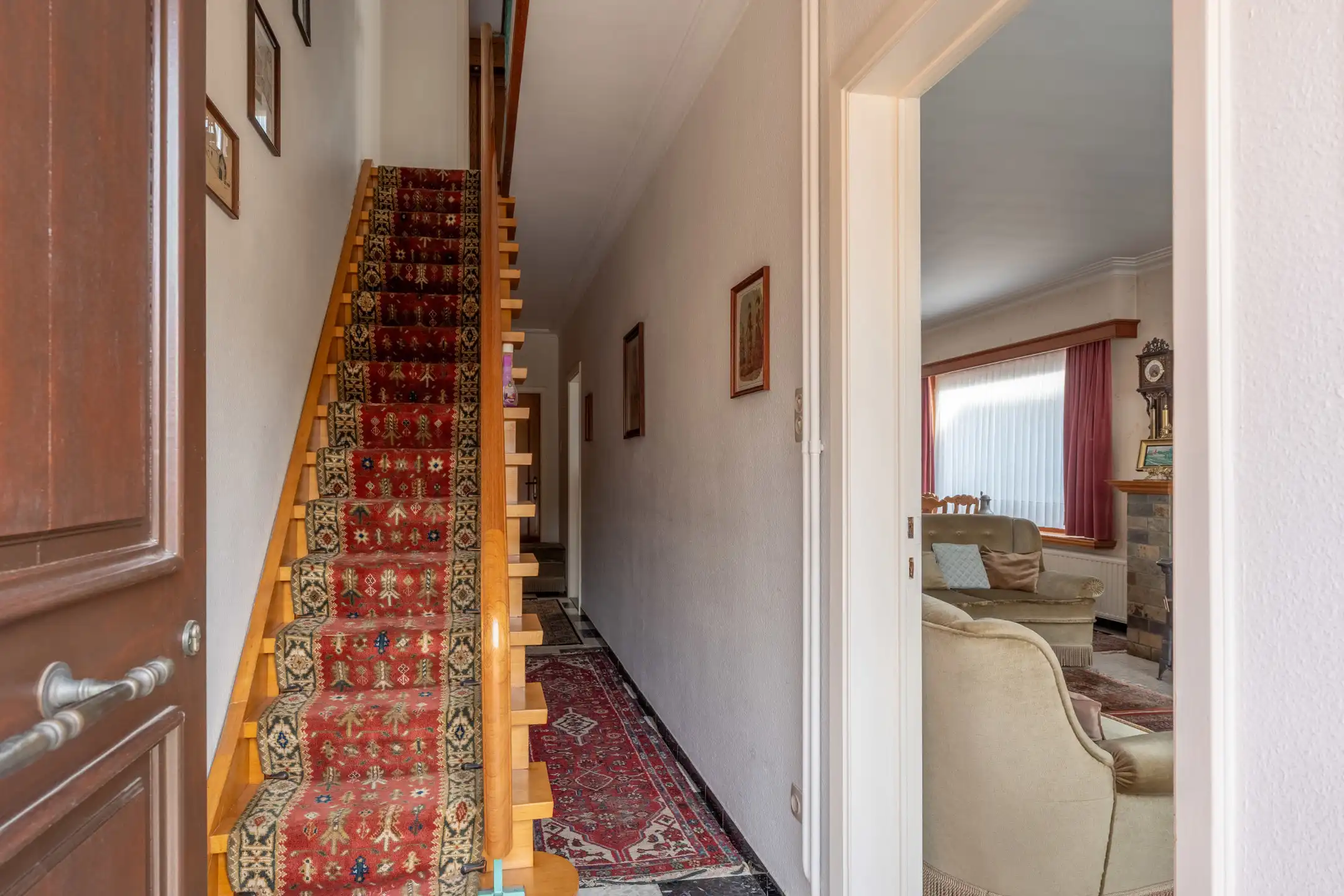 Te renoveren 4slpk woning met magazijn/garage te Vosselaar. foto 5