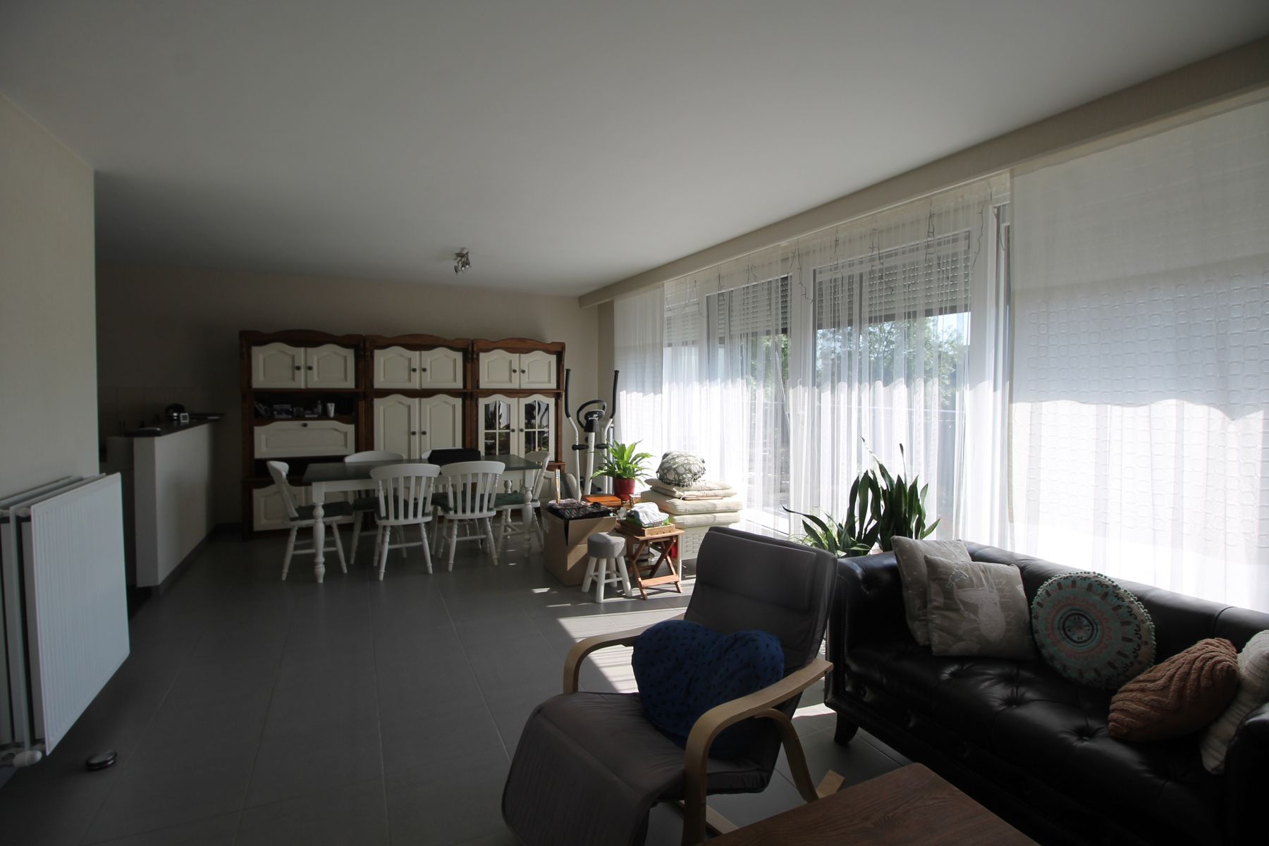 Een appartement op de eerste verdieping - met terras, kelderberging en garage foto 2