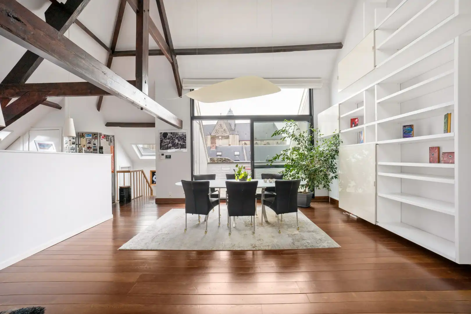 Exclusief herenhuis met privélift op toplocatie Onderbergen, Gent foto 8