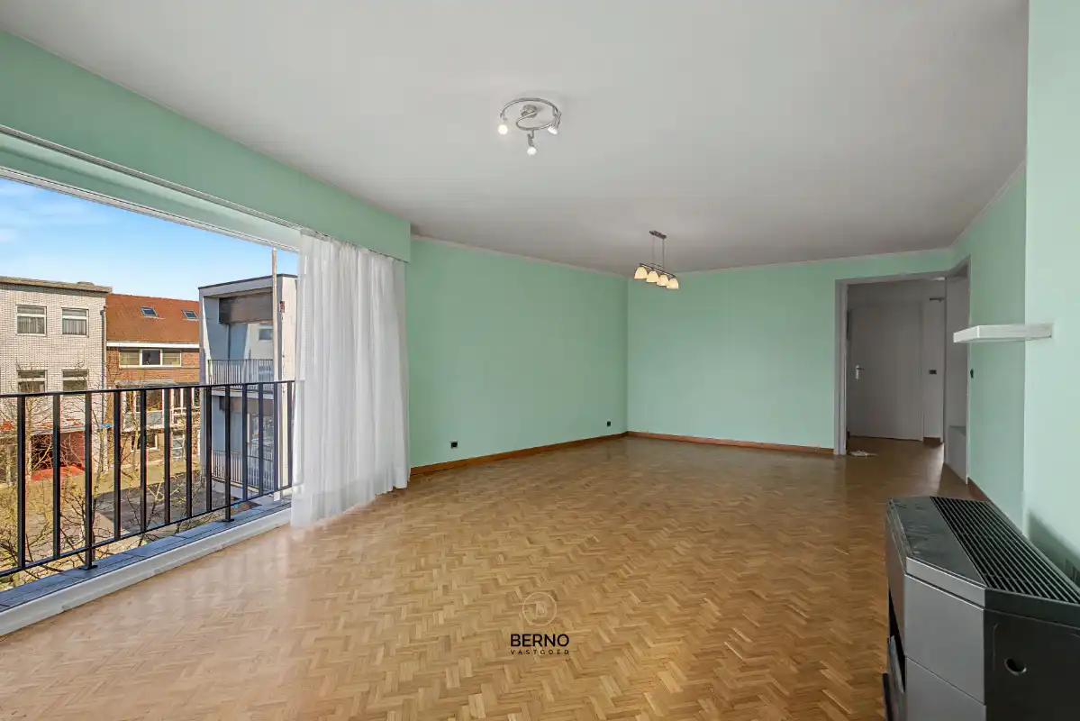 Centraal gelegen appartement met 2 slaapkamers foto 5