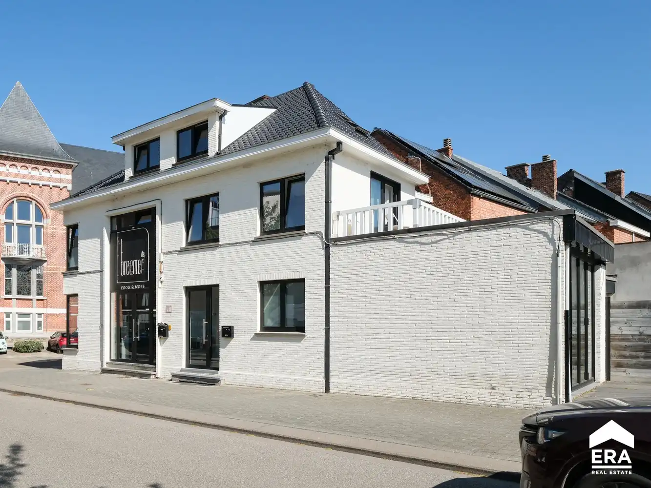 Woonhuis met handelsgedeelte foto 24