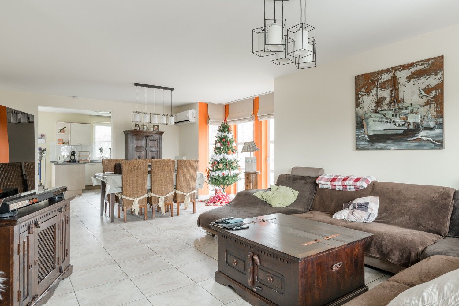 Ruim duplex appartement met 3 slaapkamers, staanplaats en berging te Pelt foto 6