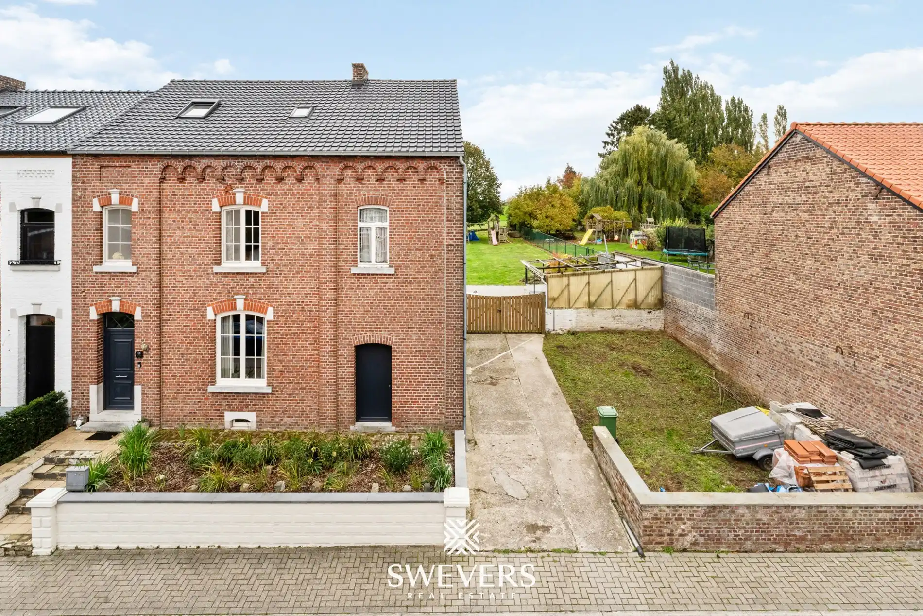 Gezellige woning met moderne keuken op groot perceel in Gingelom foto 32