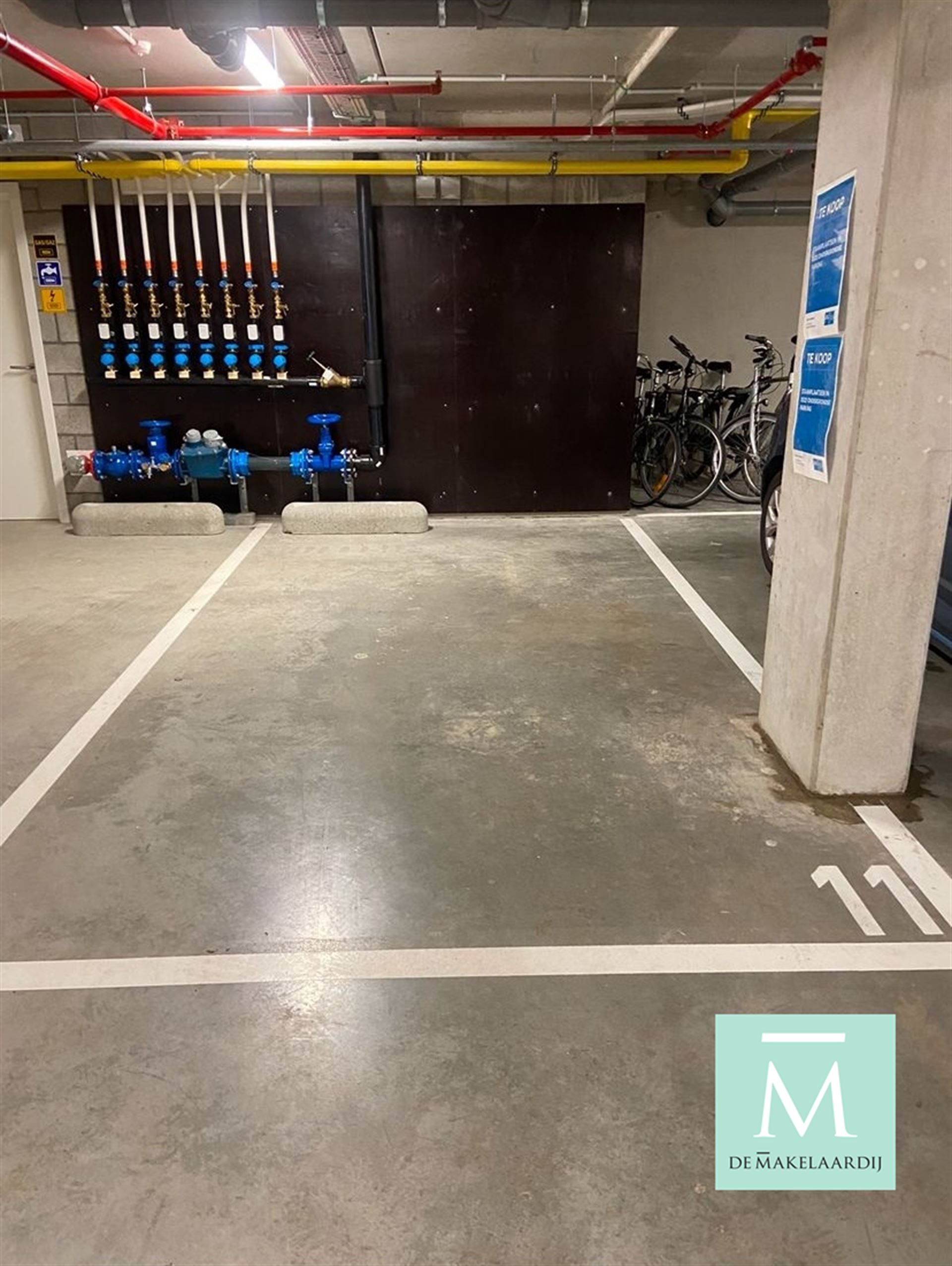 Ondergrondse staanplaatsen nabij het centrum van Elzestraat, Sint-Katelijne-Waver foto {{pictureIndex}}