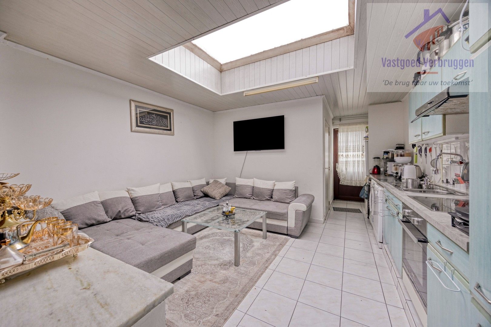 Rijwoning met 3 slaapkamers en tuin foto 4