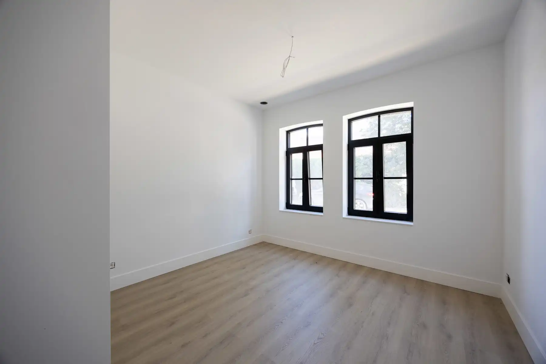Hoogwaardig afgewerkt gelijkvloers 2 SLK app foto 6