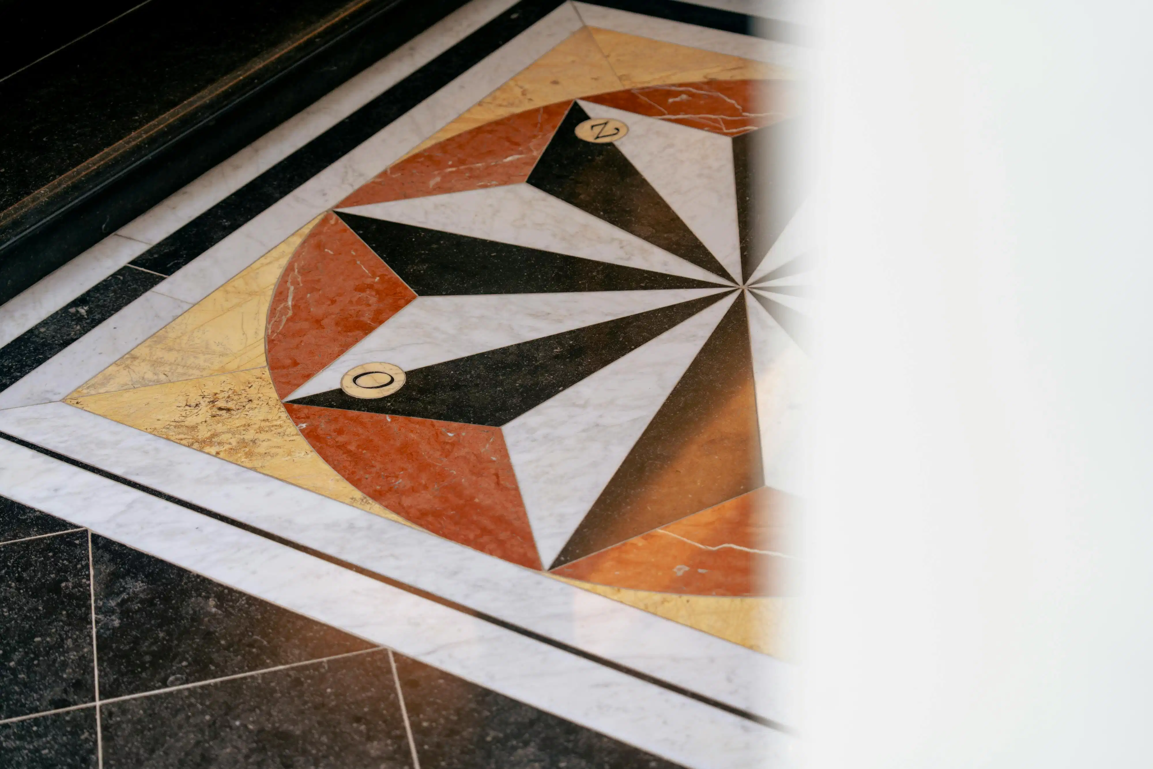 Uniek historisch kasteel op 9 hectare te koop in Geluveld foto 18