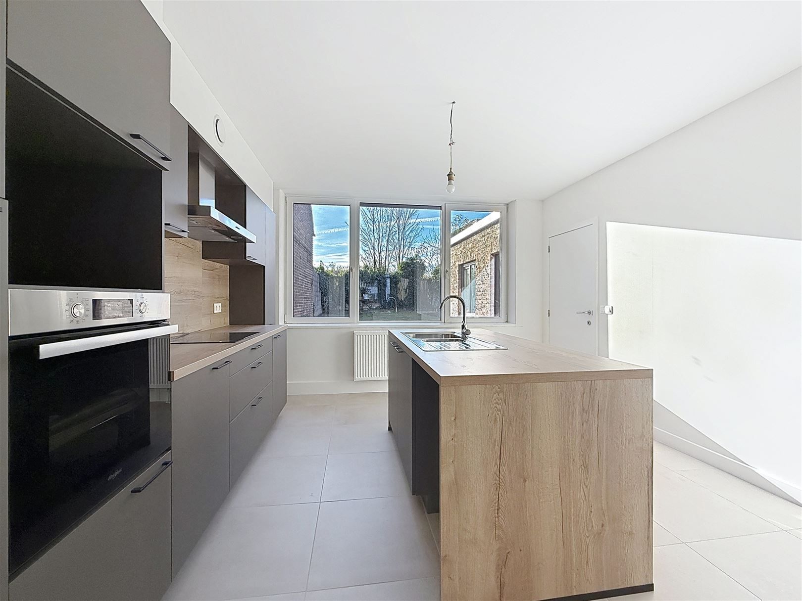 Gerenoveerde stadswoning, 4 slpks, tuin, terras, 2a 43ca foto 12