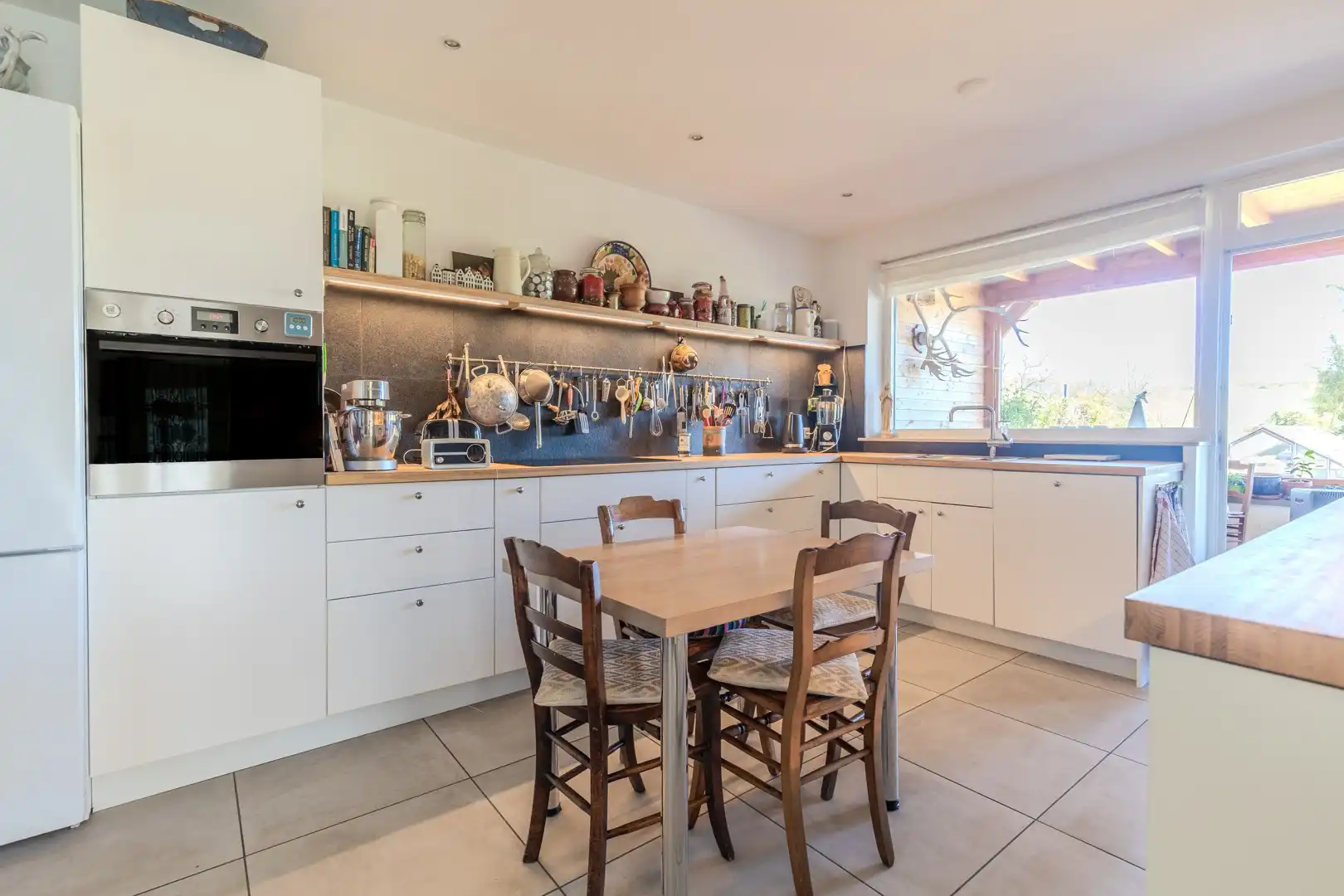 GEZELLIGE WONING MET 3 SLPKS IN KANNE TE KOOP! foto 7