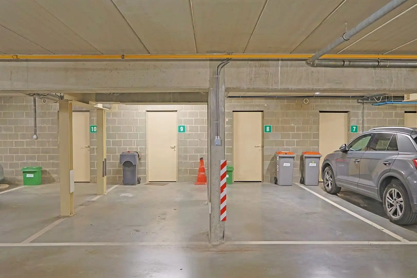 Instapklaar drie-slaapkamer appartement in het centrum foto 21