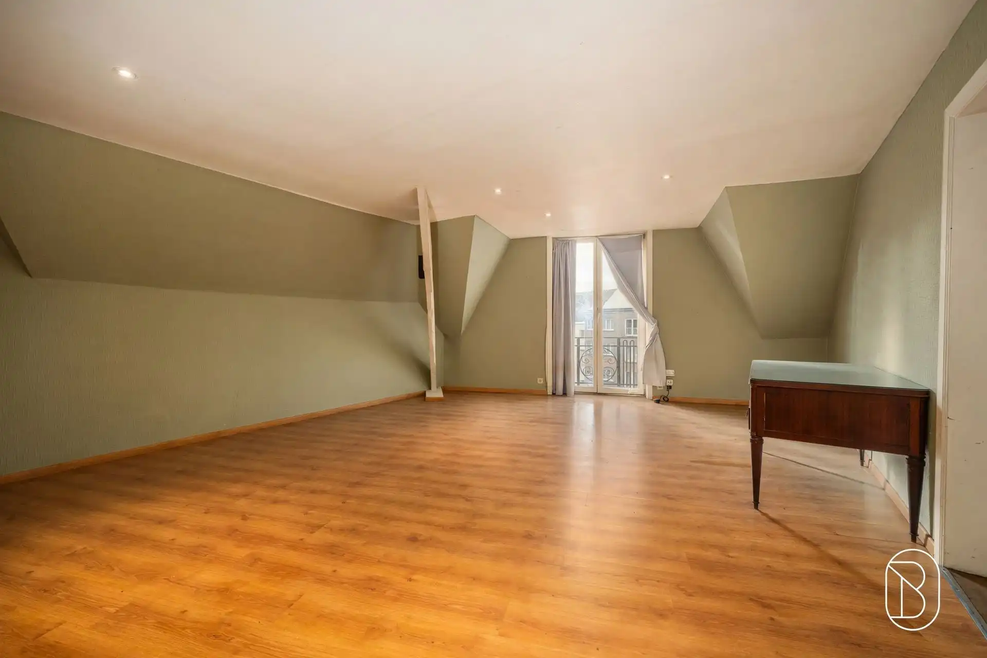 Prachtige HERENWONING met enorm veel POTENTIEEL foto 27