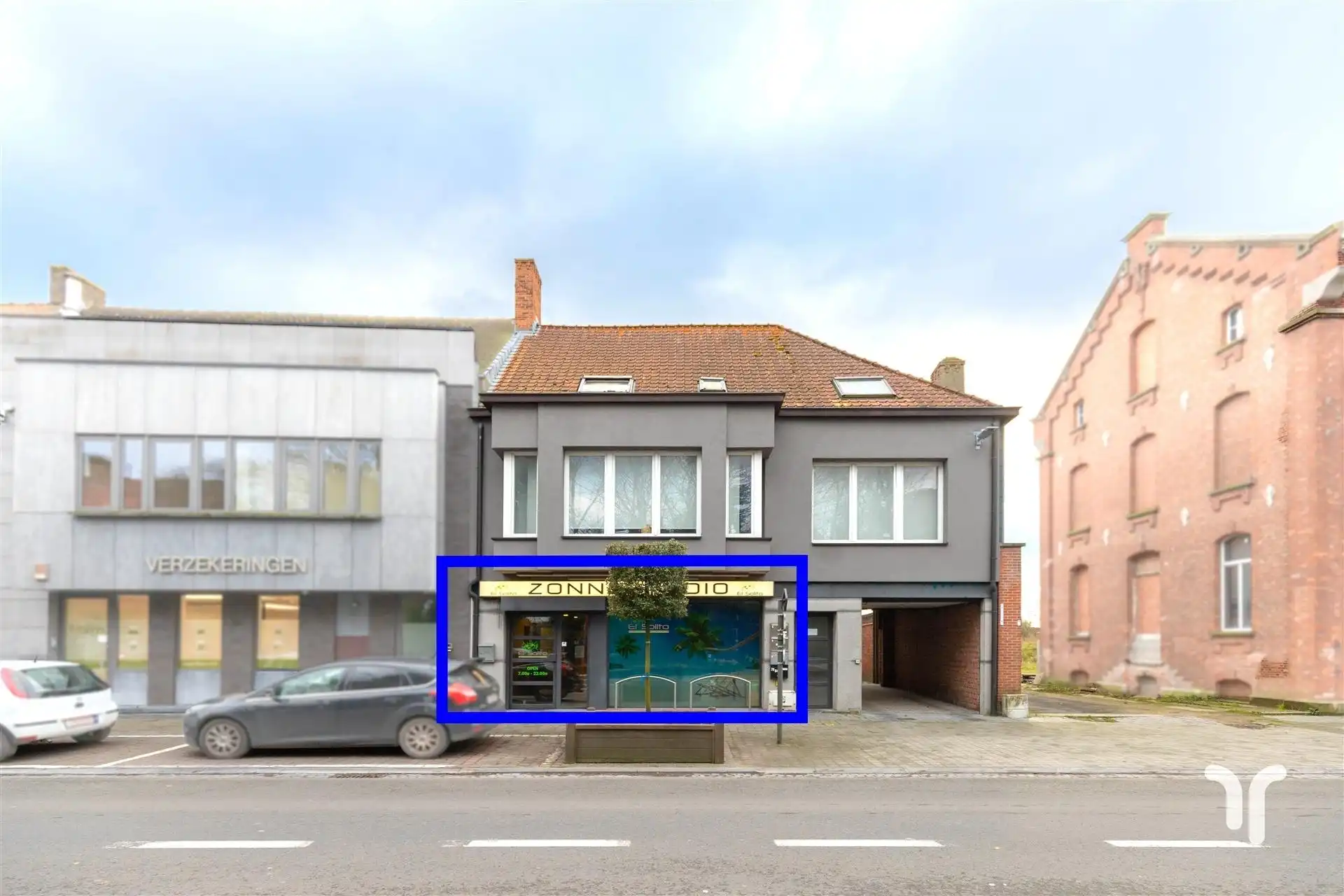 Centraal gelegen commerciële ruimte met veel potentieel. foto 8