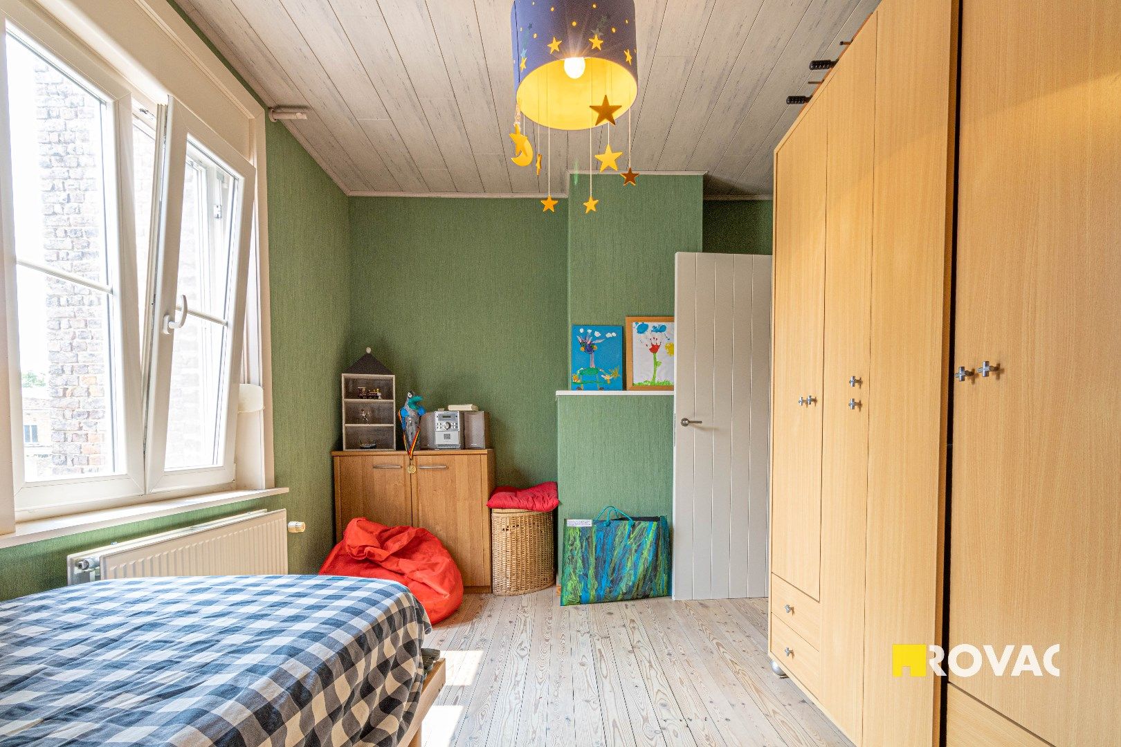 Zeer leuke rijwoning met prachtige stadstuin in centrum Izegem foto 24
